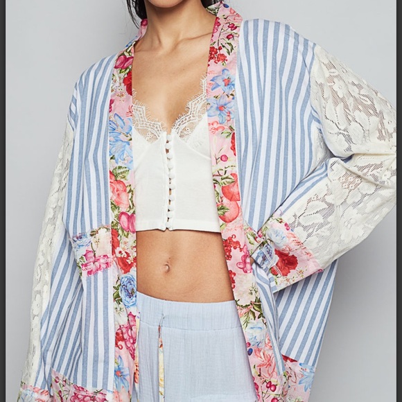 POL Other - P268–(SHIPPED) POL Blue Striped and Floral Women's Kimono